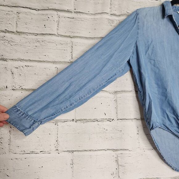 Beachlunchlounge Collection Women's Blue Chambray Front Tie Button-Up Shirt Medi - Picture 5 of 12